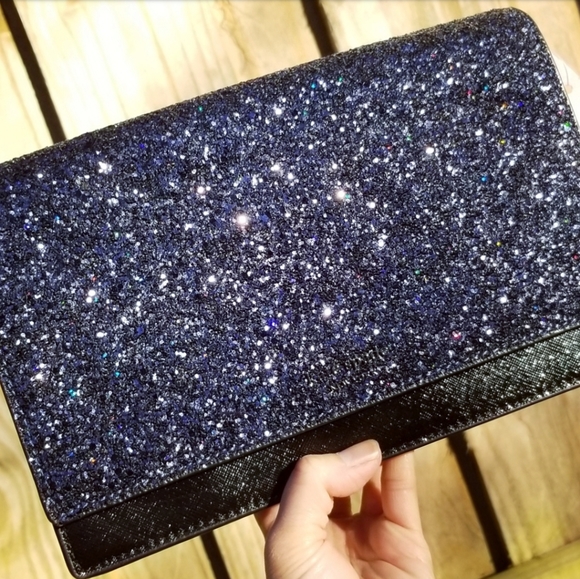 kate spade Handbags - 🍒NWT🍒 KATE SPADE HOLIDAY SAFFIANO GLITTER CONVERTIBLE BAG